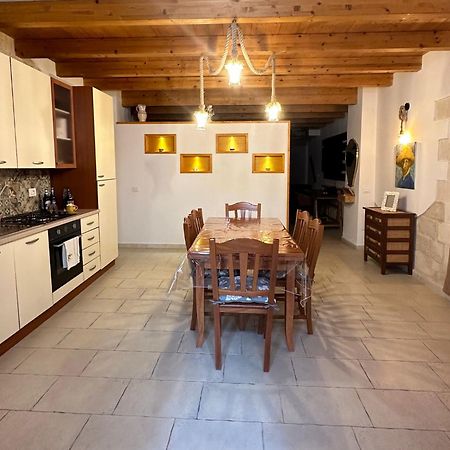 Bed and Breakfast Casa Di Nonna Rosa Canosa di Puglia Zewnętrze zdjęcie